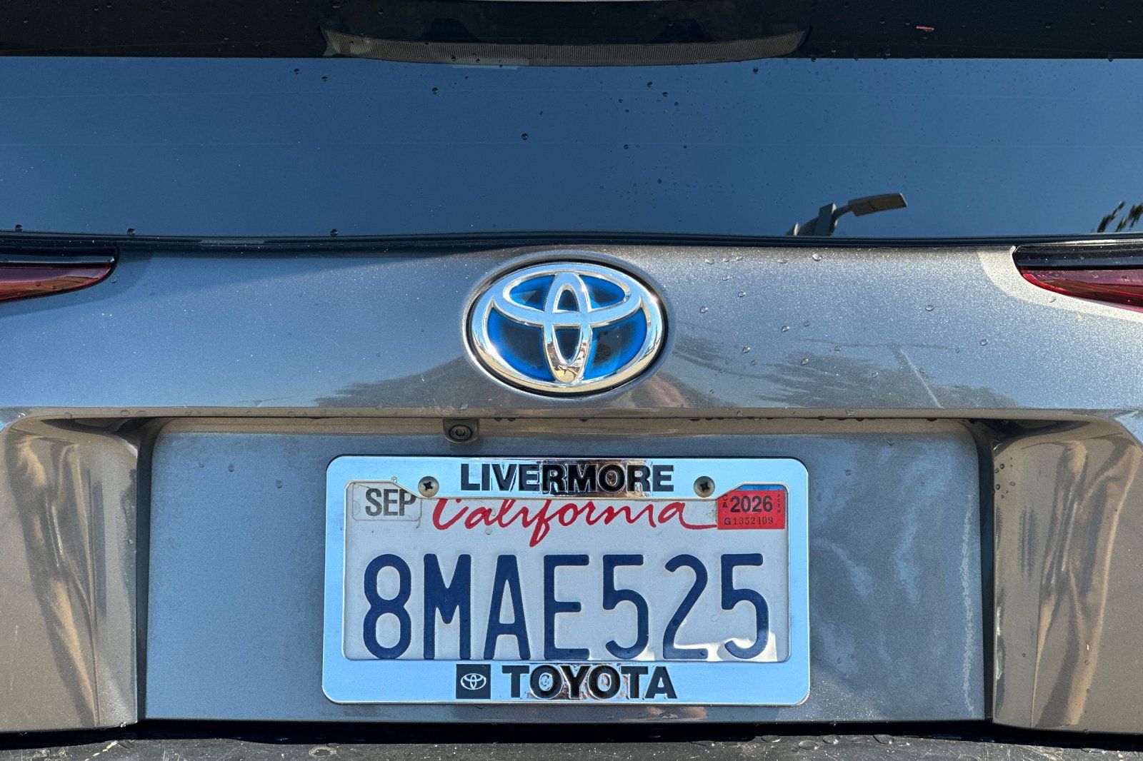 Used 2019 Toyota Prius XLE FWD image 48