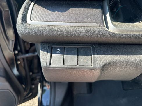 Used 2017 Honda Civic EX image 17