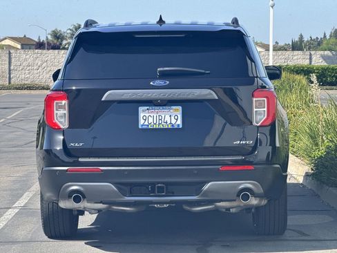 Used 2022 Ford Explorer XLT w/ Equipment Group 202A image 41