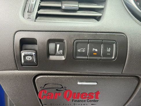 Used 2014 Chevrolet Impala LT w/ Premium Seating Package FWD image 28