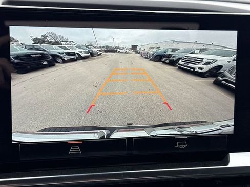 New 2026 GMC Sierra 1500 SLT w/ SLT Premium Package image 17