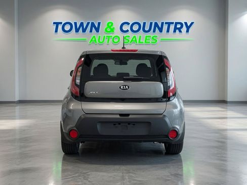 Used 2014 Kia Soul + FWD image 4