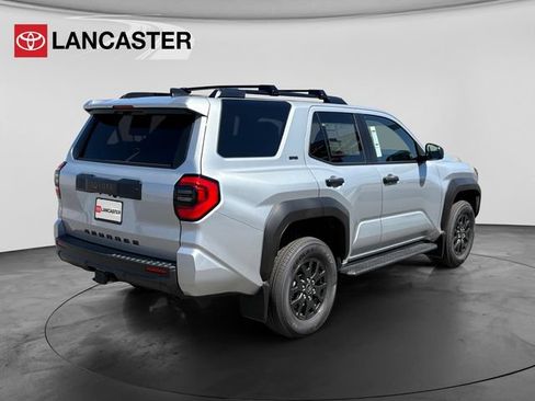 New 2026 Toyota 4Runner SR5 AWD/4WD image 7
