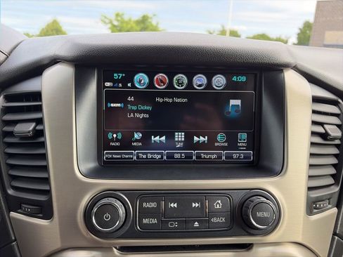 Used 2018 GMC Yukon Denali w/ Denali Ultimate Package AWD/4WD image 14