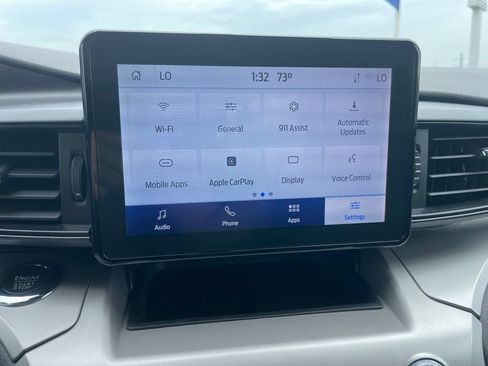 Used 2022 Ford Explorer XLT AWD/4WD image 18