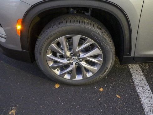 New 2026 Buick Enclave Preferred w/ Power Package FWD image 30
