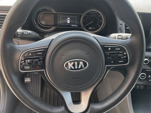 Used 2018 Kia Niro FE image 9