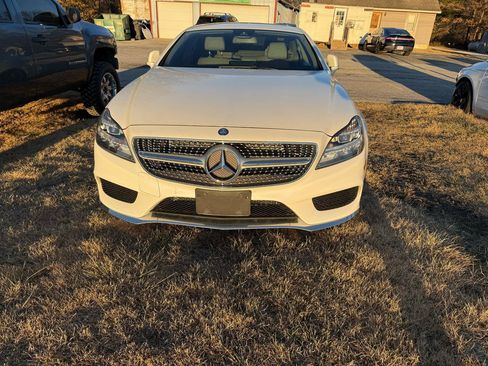 Used 2015 Mercedes-Benz CLS 400 4MATIC image 5