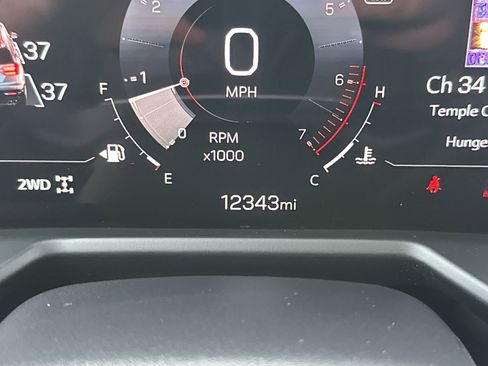 Certified 2025 GMC Acadia Elevation image 24