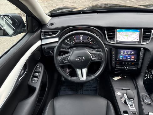 Certified 2019 INFINITI QX50 Luxe w/ Navigation Package image 13