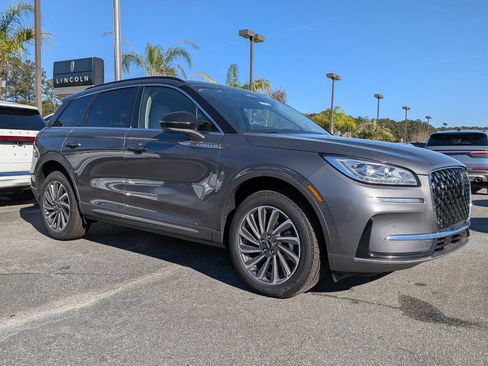 New 2026 Lincoln Corsair Reserve image 3