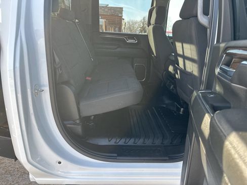 Used 2024 Chevrolet Silverado 2500 LT w/ Convenience Package image 40