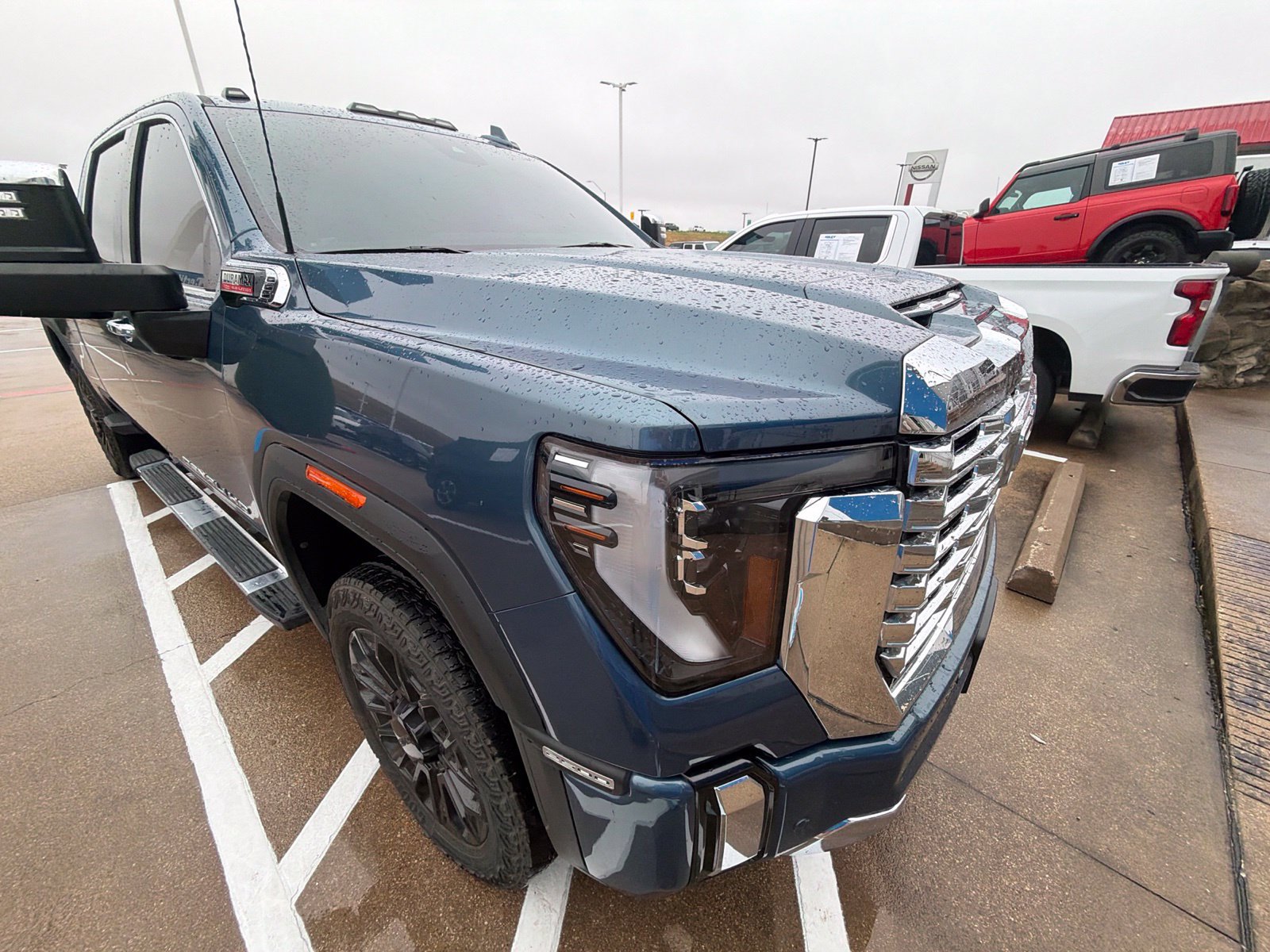 Used 2025 GMC Sierra 2500 Denali w/ Technology Package AWD/4WD image 25