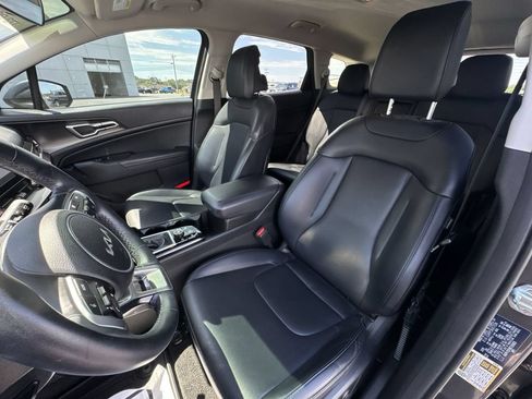 Used 2024 Kia Sportage EX FWD image 24