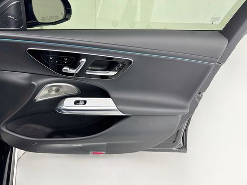 Used 2024 Mercedes-Benz E 350 4MATIC Sedan image 24