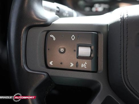 Used 2020 Land Rover Defender 110 X image 40