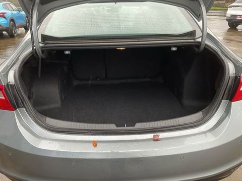 Used 2024 Chevrolet Malibu LT image 14