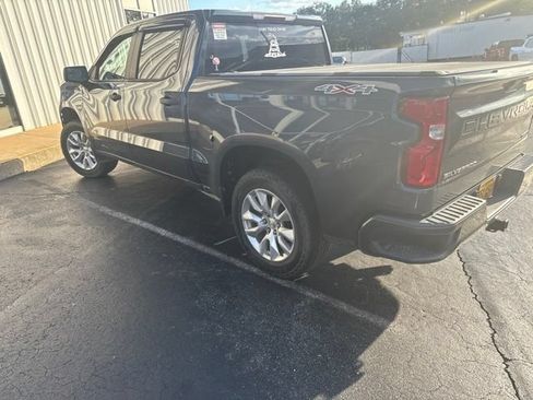 Used 2021 Chevrolet Silverado 1500 Custom AWD/4WD image 12
