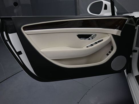 New 2026 Bentley Continental GTC image 15