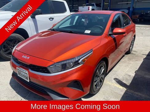 Used 2023 Kia Forte LXS FWD image 6
