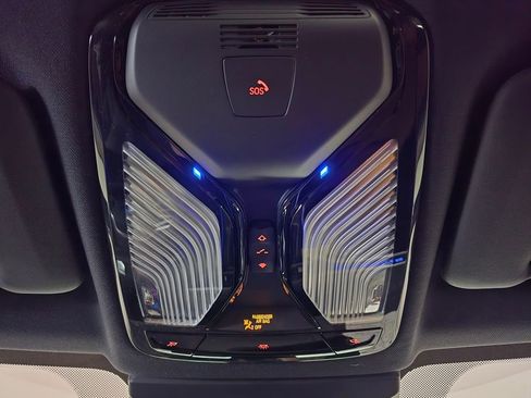 New 2026 BMW X5 xDrive50e w/ M Sport Package image 39