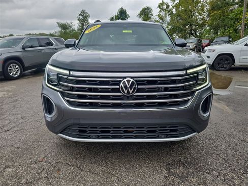 Used 2024 Volkswagen Atlas SE image 10