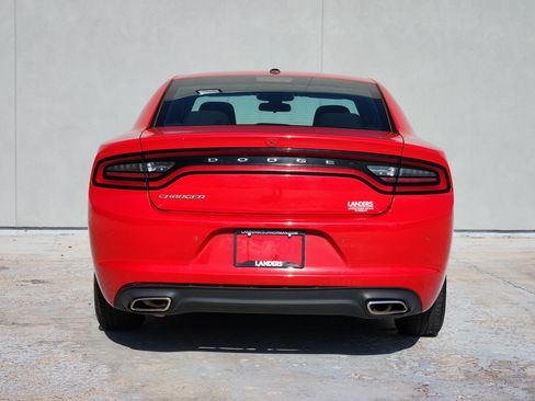 Used 2022 Dodge Charger SXT RWD image 7