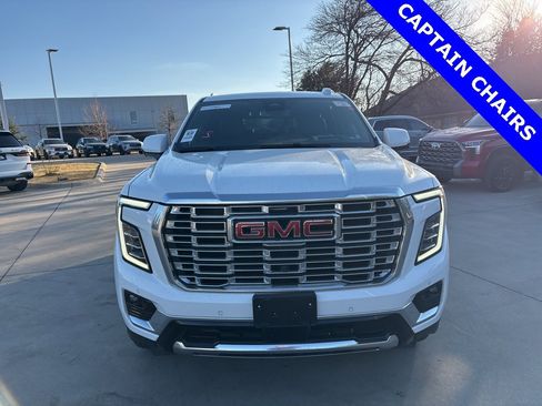 Used 2025 GMC Yukon Denali image 2