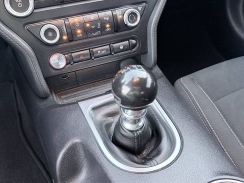 Used 2019 Ford Mustang GT RWD image 18