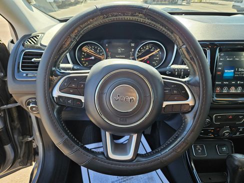 Used 2019 Jeep Compass Limited FWD image 14