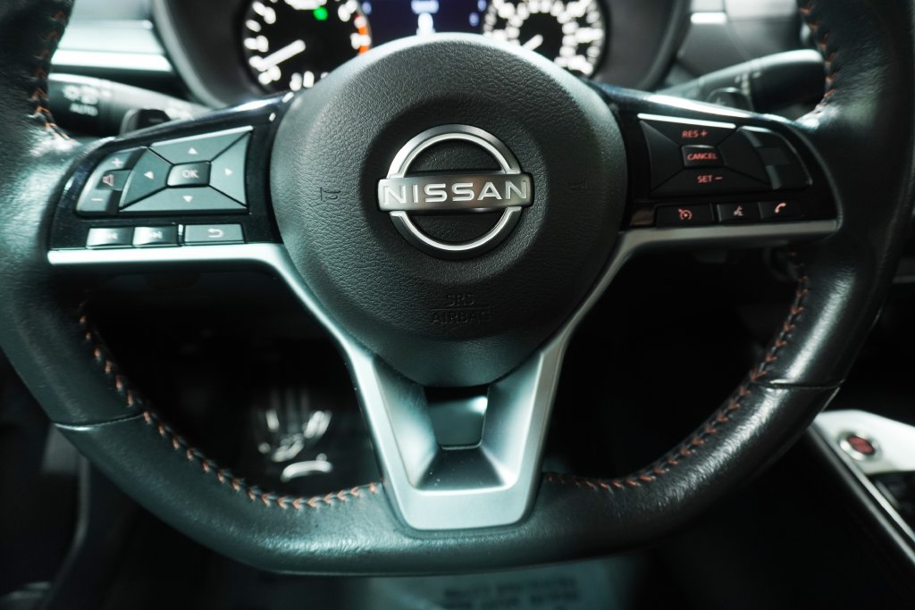 Used 2024 Nissan Altima 2.5 SR FWD image 16