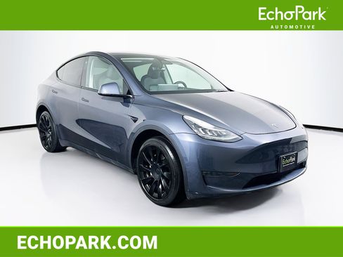 Used 2023 Tesla Model Y Long Range image 1