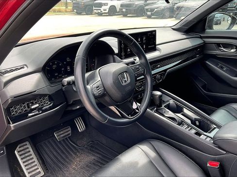 Used 2023 Honda Accord Sport image 15