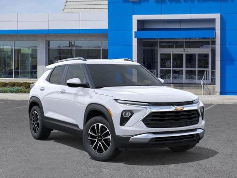 New 2026 Chevrolet TrailBlazer LT w/ Driver Confidence Package image 7