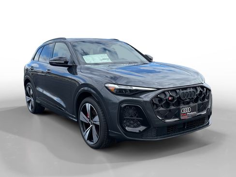 Used 2025 Audi SQ5 Prestige AWD/4WD image 7