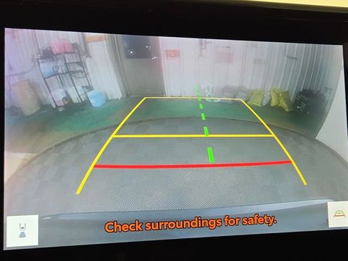 Used 2025 Toyota RAV4 XLE image 18