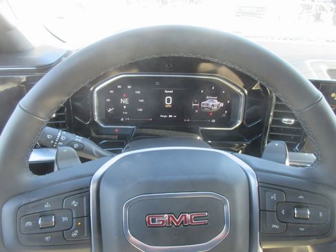 New 2026 GMC Sierra 1500 SLT w/ SLT Convenience Package image 19