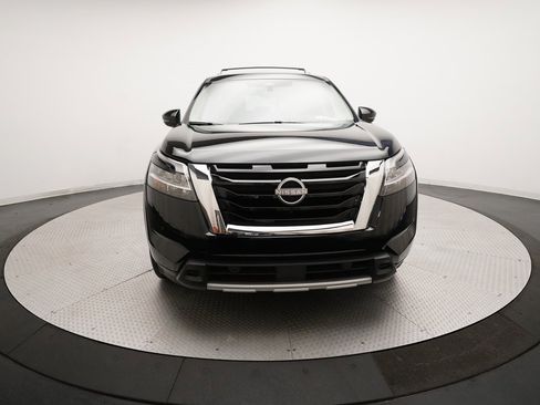 Certified 2024 Nissan Pathfinder Platinum w/ Cargo Package image 11