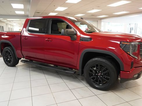 Used 2023 GMC Sierra 1500 Elevation AWD/4WD image 13