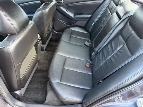 Used 2011 Nissan Altima 3.5 SR w/ 3.5SR Premium Pkg FWD image 10