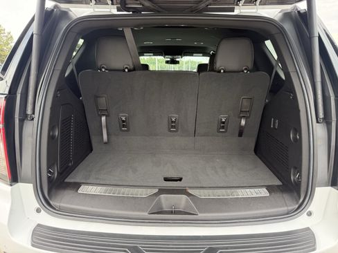 Used 2021 Chevrolet Tahoe RST RWD image 31