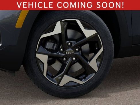 New 2026 Kia Seltos S image 9