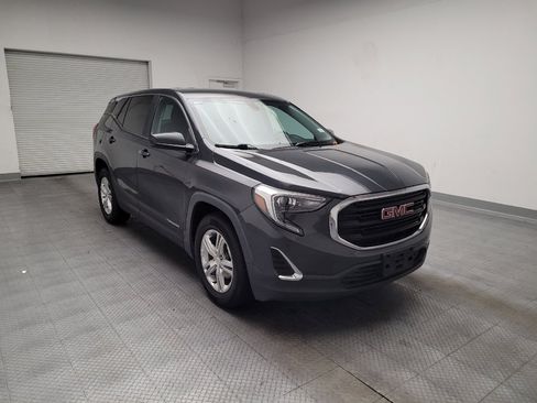 Used 2018 GMC Terrain SLE FWD image 13