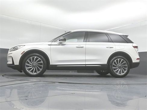 Used 2023 Lincoln Corsair Reserve image 37