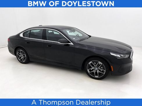 Used 2026 BMW 530i xDrive AWD/4WD image 1