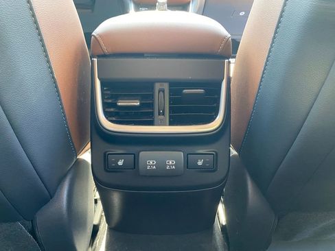 Used 2022 Subaru Outback Touring image 28