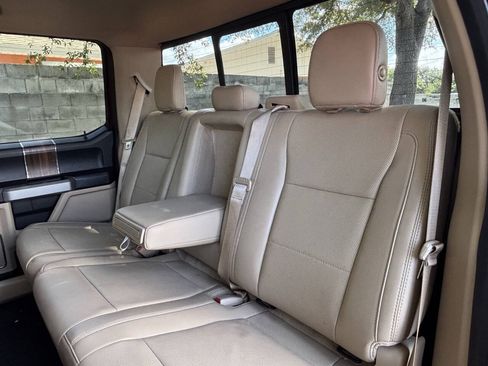 Used 2017 Ford F150 Lariat RWD image 24