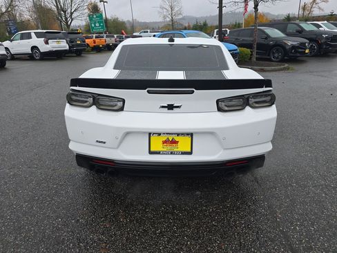 Used 2021 Chevrolet Camaro SS image 5