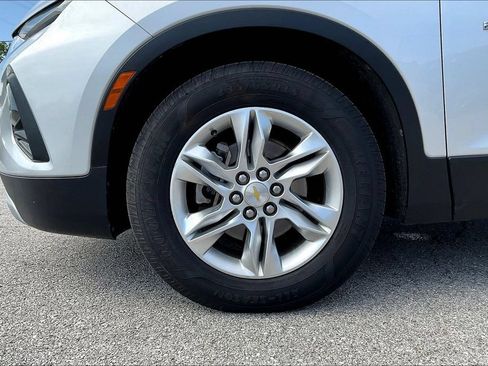 Used 2020 Chevrolet Blazer LT FWD image 30