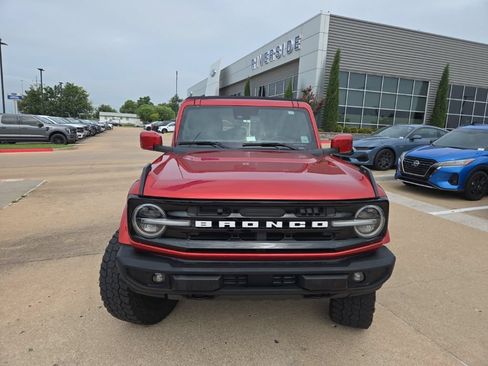 Used 2022 Ford Bronco Outer Banks AWD/4WD image 8